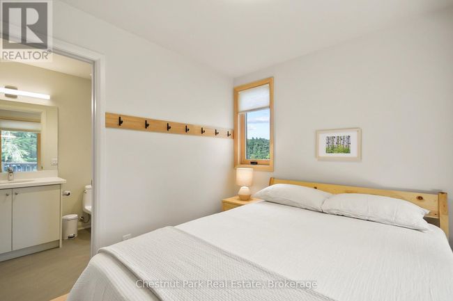 2438 Kushog Lake Road, House other with 5 bedrooms, 6 bathrooms and 8 parking in Algonquin Highlands (Stanhope) ON | Image 26