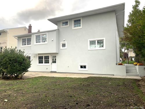 1706 Old Mill Rd, Merrick, NY, 11566-1506 | Card Image