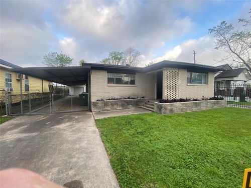 2627 Stevens St, Houston, TX, 77026-6068 | Card Image