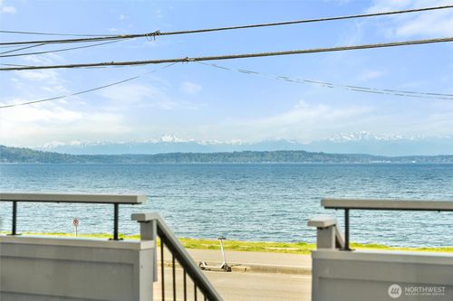 1588 Alki Ave Sw, Seattle, WA, 98116-1815 | Card Image