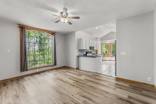 212 S 6th St, Henderson, MN, 56044-7735 | Card Image