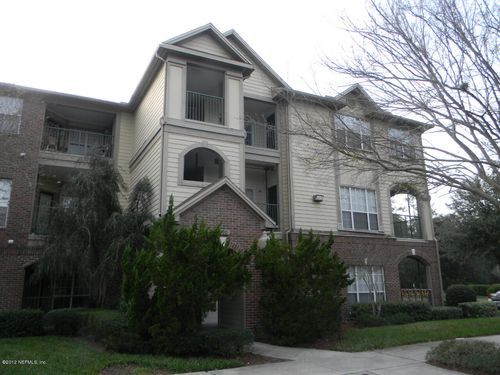 338-7800 Point Meadows Dr, Jacksonville, FL, 32256-4606 | Card Image