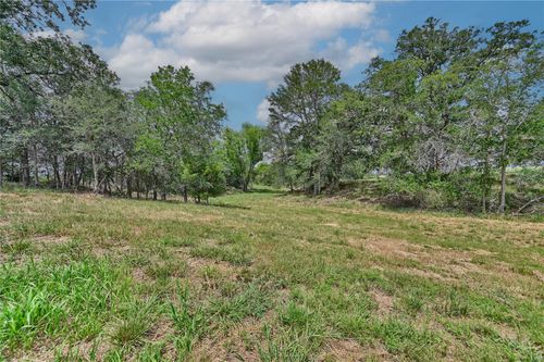 180 Sunny Day Dr, Red Rock, TX, 78662 | Card Image