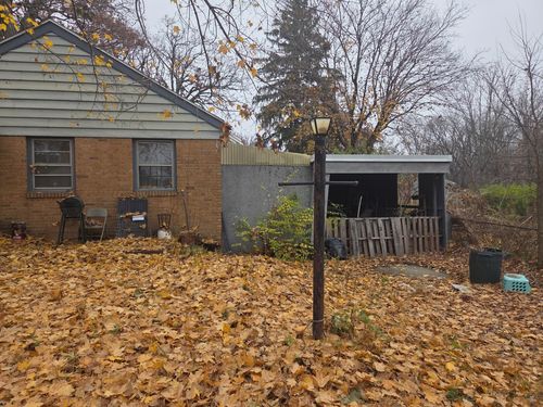 1872 Shady Crest St, Decatur, IL, 62521-3662 | Card Image