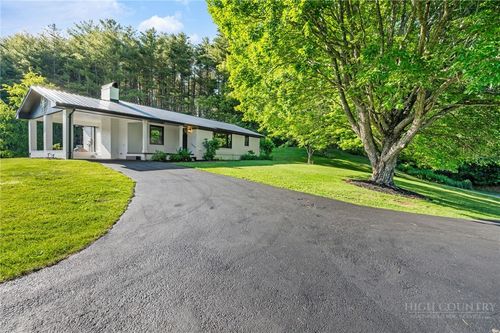 7754 Nc Highway 163, West Jefferson, NC, 28694-8034 | Card Image