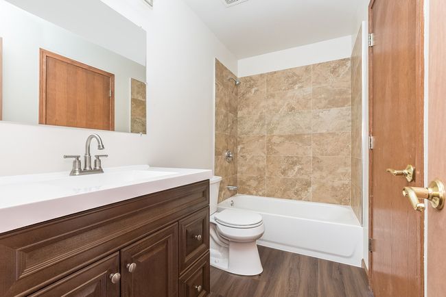 2593 Canyon Dr, Townhouse with 3 bedrooms, 2 bathrooms and 4 parking in Plainfield IL | Image 16