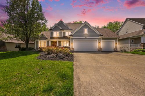 7903 Meadowood Dr, Hudsonville, MI, 49426-7319 | Card Image