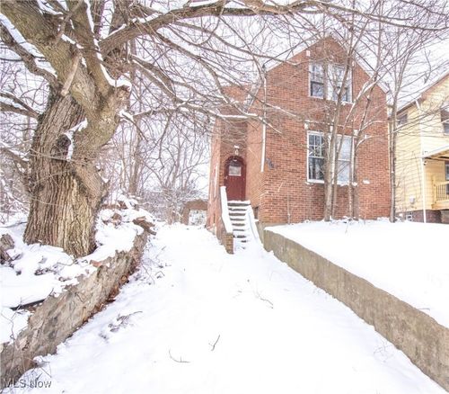 9521 Union Avenue, Cleveland, OH, 44105 | Card Image