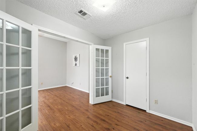 1450 Hampton Rd, House other with 3 bedrooms, 2 bathrooms and null parking in Grapevine TX | Image 5