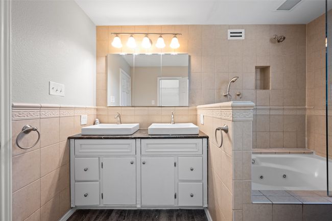 2407 Forestmeadow Dr, House other with 3 bedrooms, 3 bathrooms and null parking in Lewisville TX | Image 13