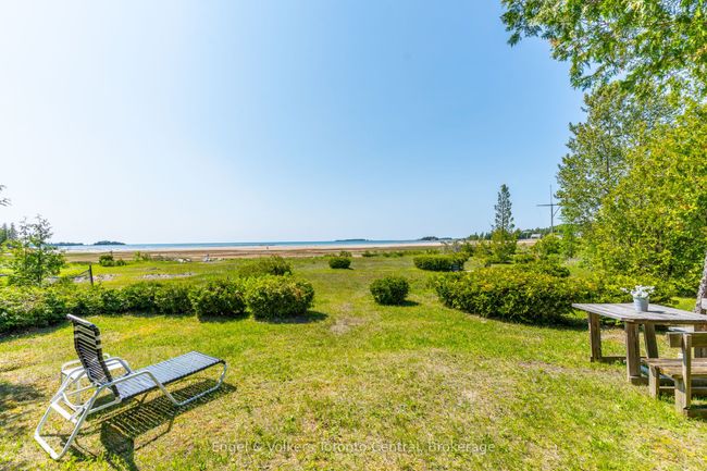 568 Bay St, House other with 3 bedrooms, 1 bathrooms and 4 parking in South Bruce Peninsula ON | Image 23