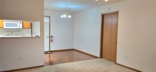 3691 Colony Hill Dr, Condo with 2 bedrooms, 2 bathrooms and null parking in Zanesville OH | Image 6