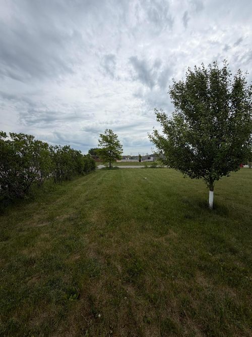 611 11th Ave Ne, Kasson, MN, 55944-2051 | Card Image