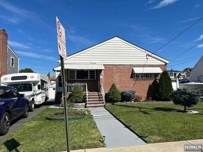 38-40 Lexington Avenue, Home with 2 bedrooms, 2 bathrooms and null parking in Paterson NJ | Image 1