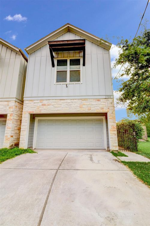 2709 Hardy St, Houston, TX, 77009-7013 | Card Image