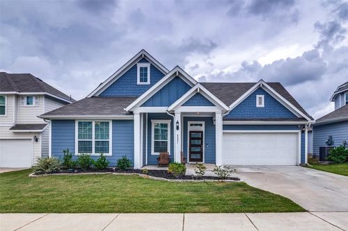8221 Hampton Dr, Rowlett, TX, 75089-1361 | Card Image