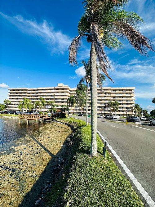 apt-806-250 Jacaranda Dr, Plantation, FL, 33324-2537 | Card Image