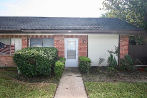 a-12024 Mighty Oak Dr, Houston, TX, 77066-2840 | Card Image