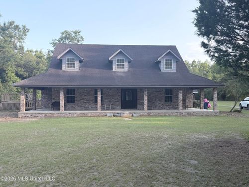 17816 Fosters Rd, Moss Point, MS, 39562-8941 | Card Image