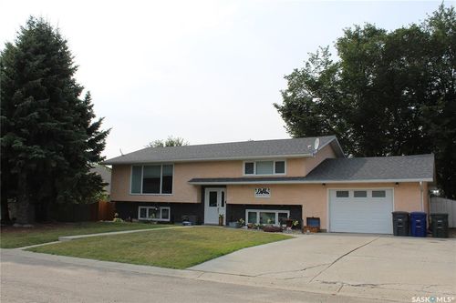 409 5th St W, Wilkie, SK, S0K0E5 | Card Image