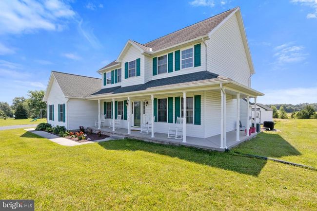 90 Hummingbird Ln, House other with 4 bedrooms, 3 bathrooms and null parking in LITTLESTOWN PA | Image 4