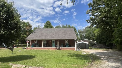690 Monument Rd, Summertown, TN, 38483-7713 | Card Image