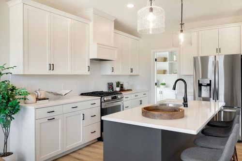 10010 Corral Way, Victoria, MN, 55318-2214 | Card Image