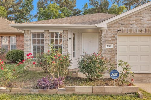 5019 Deerpath Dr, Conroe, TX, 77303-2381 | Card Image