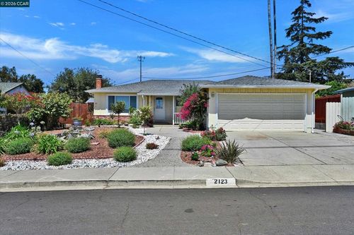 2123 Murphy Dr, San Pablo, CA, 94806-1309 | Card Image