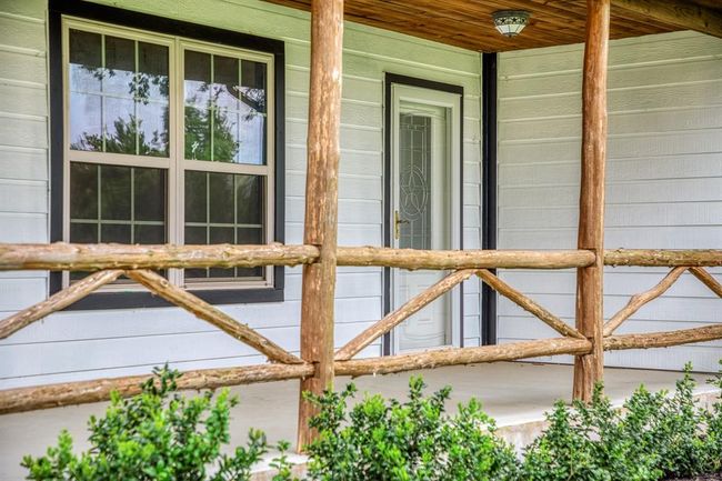 2799 Highway 21 E, House other with 3 bedrooms, 2 bathrooms and null parking in Paige TX | Image 4