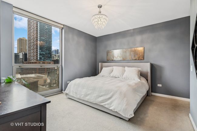 APT-704 - 200 W Grand Ave, Condo with 2 bedrooms, 2 bathrooms and 1 parking in CHICAGO IL | Image 11