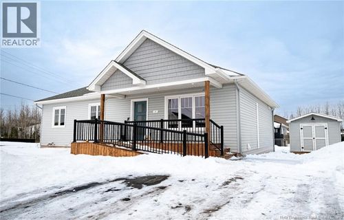 25 Rue Robert, Shediac, NB, E4P0R2 | Card Image