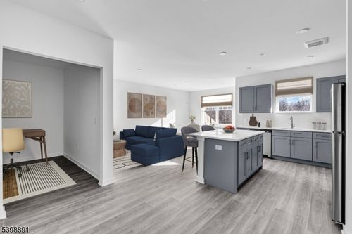 1-9 Hellers Ln, Lake Hopatcong, NJ, 07849-2254 | Card Image