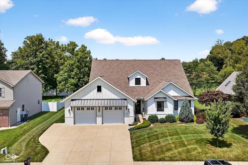 943 E Nicholas Ln, Ellettsville, IN, 47429-8200 | Card Image
