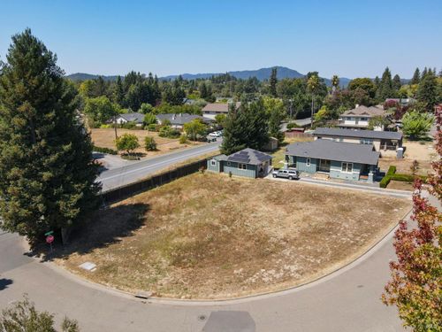 8021 Speer Ranch Road, Forestville, CA, 95436 | Card Image