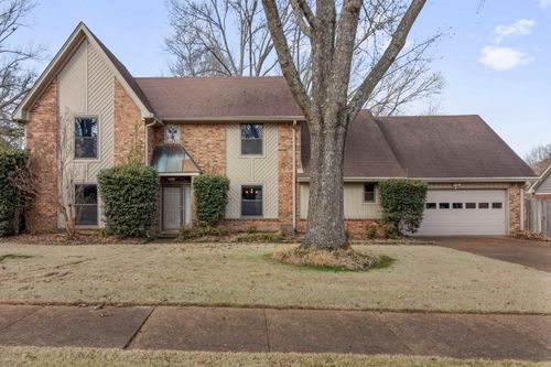 2417 Fairway Oaks Dr, Bartlett, TN, 38134-5588 | Card Image