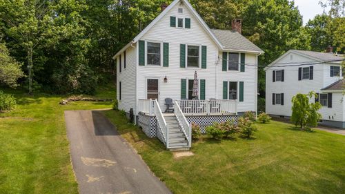 26 Sea Street, Boothbay Harbor, ME, 04538 | Card Image