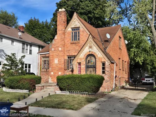 15762 Ferguson St, Detroit, MI, 48227-1569 | Card Image