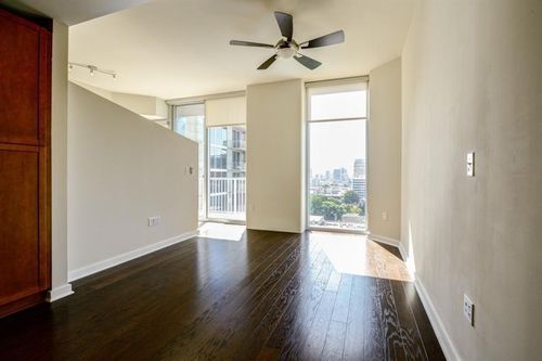 1511-855 Peachtree St Ne, atlanta, GA, 30308-7408 | Card Image