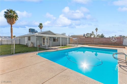 5155 Saratoga Dr, Las Vegas, NV, 89120-1756 | Card Image