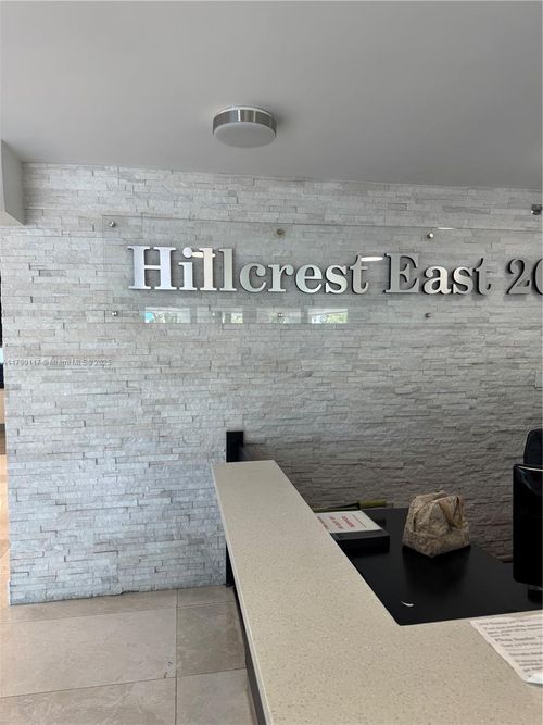 apt-504-919 Hillcrest Dr, Hollywood, FL, 33021-7855 | Card Image