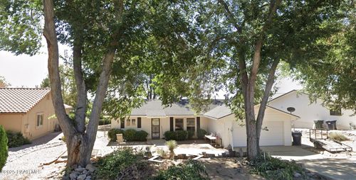 10833 E Oxbow Dr, Dewey-Humboldt, AZ, 86327-5351 | Card Image