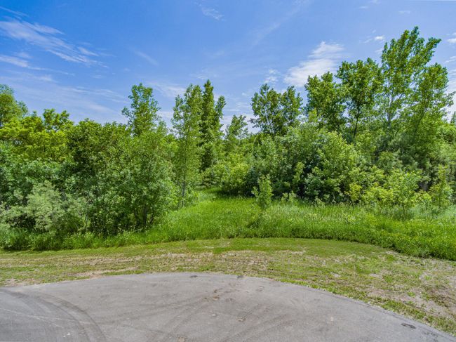 11 - Lot 3 | Image 12