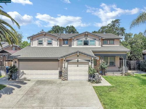 333 San Marino Ln, Brentwood, CA, 94513-1962 | Card Image