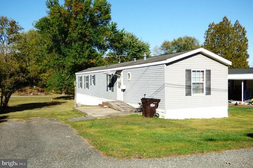 a-570 Layfield Rd, Perkiomenville, PA, 18074 | Card Image