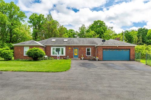 21 Mountain Rd, Cold Spring, NY, 10516-3810 | Card Image
