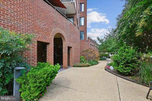 303-100 Severn Ave, Annapolis, MD, 21403-2600 | Card Image