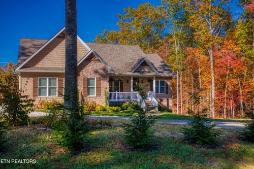 540 Buck Ridge Rd, Jamestown, TN, 38556-2959 | Card Image