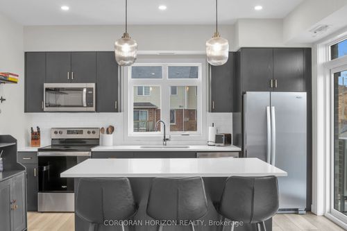 56-405 Myers Rd, Cambridge, ON, N1P0B6 | Card Image