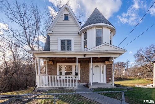 1108 Arlington Ave, Davenport, IA, 52803-4244 | Card Image